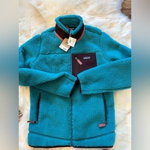 Patagonia Classic Retro Medium BNWT women’s